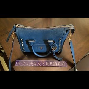 Beautiful leather Michael Kors Handbag.